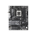 Gigabyte B650 UD AX | Processor family AMD Ryzen | Processor socket AM5 | DDR5 | Number of SATA conn