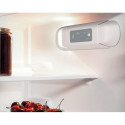 Whirlpool külmik | ARG 7342 | Energiatõhususe klass E | Integreeritav | Külmik | Kõrgus 122 cm | Kül