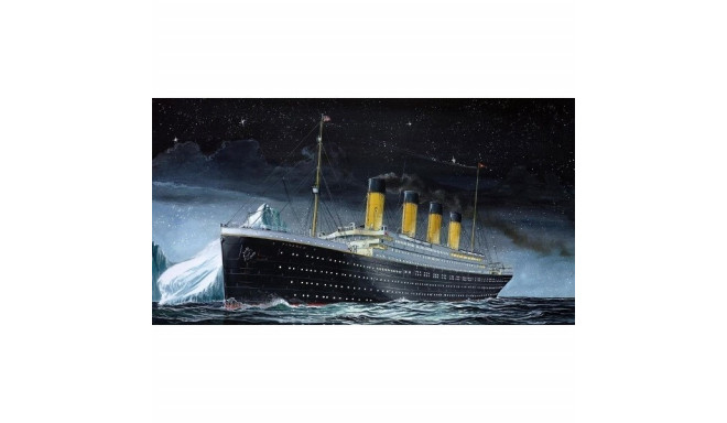 Plastic model R.M.S. Titanic