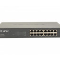 16-Port Gigabit Desktop/Rackmount Switch