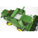 Bruder John Deere Игрушечный Kомбайн