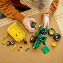 "LEGO Technic John Deere 9620R 4WD Tractor 42136"