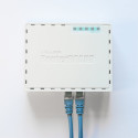 MikroTik RB750GR3 ruuter