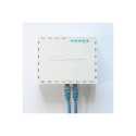 MikroTik RB750GR3 ruuter