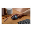 LOGITECH ERGO M575S Juhtmevaba Palli-hiir - Grafiit + Sinine Pall