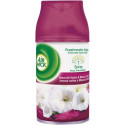 Air Wick air refreshener refill FreshMatic Max Soft Satin and Moon Lily 250ml