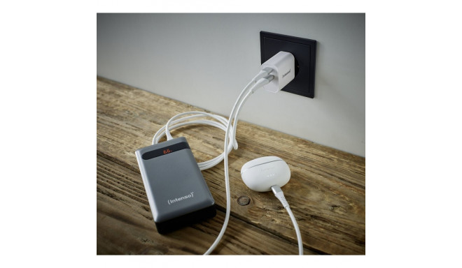 toiteadapter USB-A/USB-C/7803012 Intenso