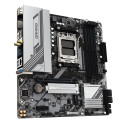 Mainboard|GIGABYTE|AMD B650|SAM5|Micro-ATX|Memory DDR5|Memory slots 4|1xPCI-Express 1x|1xPCI-Express