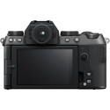 Fujifilm X-S20 + 15-45mm Kit