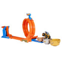Hot Wheels Monster Trucks LOOP-AND-FLIP TROPHY CHALLENGE Playset