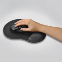 Ergonomic mouse pad