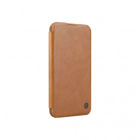 Etui Nillkin Qin Prop Leather iPhone 16 (brązowy)
