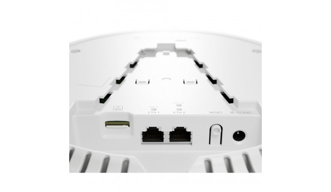 MikroTik cAP LTE12 ax | 802.11ax | 10/100/1000 Mbit/s | Ethernet LAN (RJ-45) pordid 2 | mesh-tugi pu