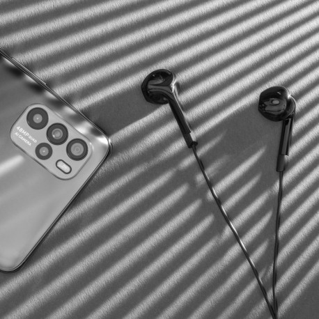 Kruger&Matz C2 mustad USB-C mikrofoniga kõrvaklapid