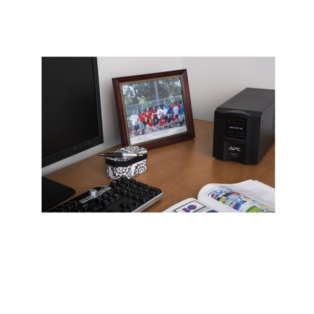 APC Smart-UPS SMT750IC UPS AC 220/230/240V 500Watt 750VA RS-232 USB output connectors 6 Black with A