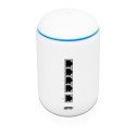"Ubiquiti UniFi Dream Machine - 2,4GHZ/300MBPS - 5GHZ/1733MBPS 5xGbE inkl. Cloud Key"