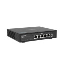 QNAP QSW-1105-5T network switch Unmanaged Gigabit Ethernet (10/100/1000) Black