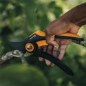 Fiskars Plus P521 pruning shears Bypass Black, Orange