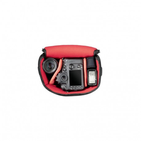 Hama Albany HC Compact case Black