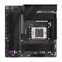 Mainboard|GIGABYTE|AMD B650|SAM5|Micro-ATX|Memory DDR5|Memory slots 4|1xPCI-Express 4.0 4x	|1xPCI-Ex