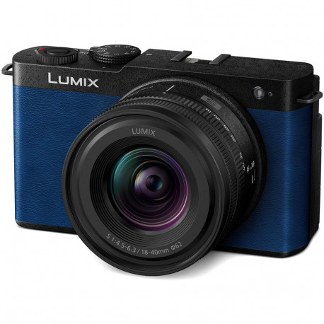 Panasonic Lumix DC-S9N + LUMIX S 18-40mm / F4.5-6.3 (Night Blue)