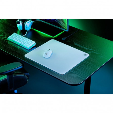 "Razer Atlas white"