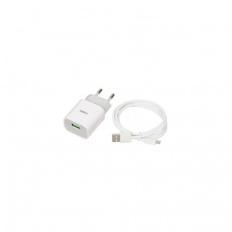 iBox ILUC41W mobile device charger Universal White AC Indoor