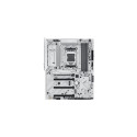 ASUS B650E MAX GAMING WIFI W AMD B650 Socket AM5 ATX
