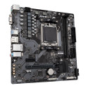 GIGABYTE B650M S2H Motherboard - AMD Ryzen 9000 Series CPUs, 5+2+2 Phases VRM, up to 6400MHz DDR5 (O