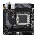 Gigabyte B650I AX 1.0 Protsessoripere AMD Protsessori pesa AM5 DDR5 DIMM Toetatud kõvaketta liidesed