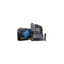 GIGABYTE B850 AI TOP Motherboard - AMD Ryzen 9000 Series CPUs, 16+2+2 Phases Digital VRM, up to 8600
