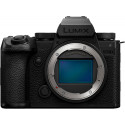 Panasonic Lumix DC-S5 IIX + 24-60mm