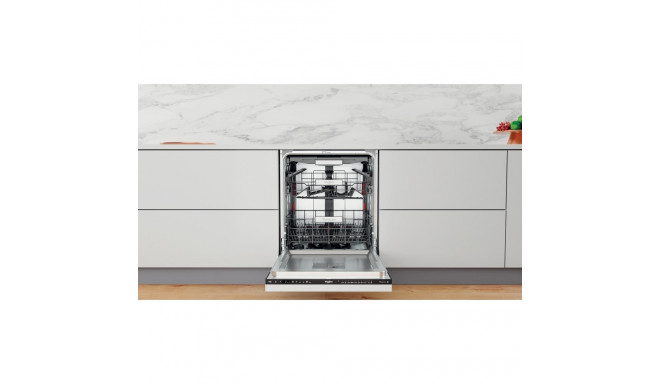 WHIRLPOOL Built-In Dishwasher WIO 3P33 PL, Energy class D, Width 60 cm, Natural Dry, Third basket, 1