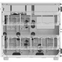 Thermaltake AX700 lumivalge