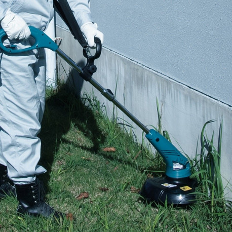 Elektriline muruniiduk Makita UR3000, 450 W