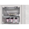Built in freezer Whirlpool