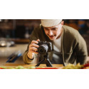 Canon EOS R50 V + Sigma 18-50mm, must