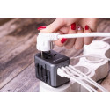 Reisiadapter Verbatim World-to-World adapter UTA-03, 1xUSB-C PD 30W, 2xUSB-C, 2xUSB-A, ülepingekaits
