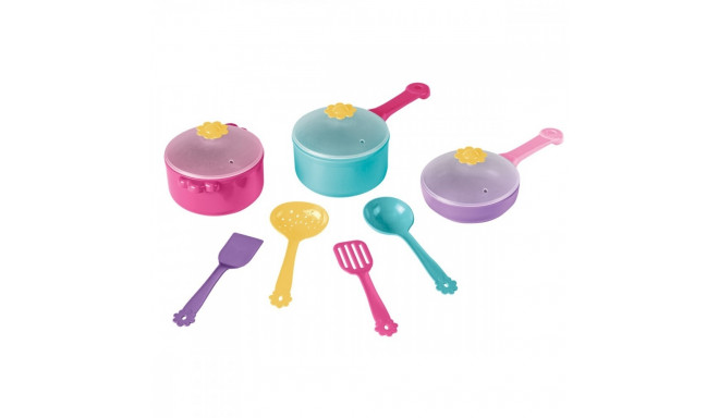 Set of kitchen utensils