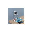 AUKEY Focus Duo Universal Black AC Indoor