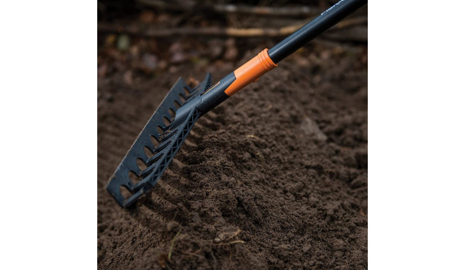 Rake FISKARS Solid, 12 teeth, 164 x 41 cm