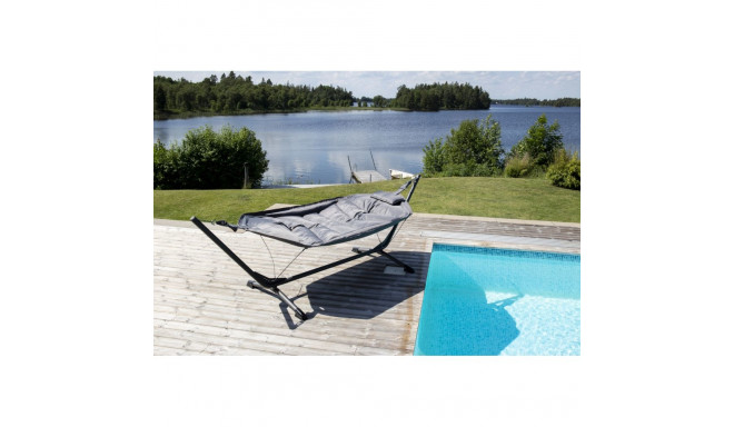 Võrkkiik Niño alusel, must