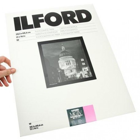 Ilford papīrs 30,5x40,6cm MGIV 1M glancēts 10 lapas (1770670)