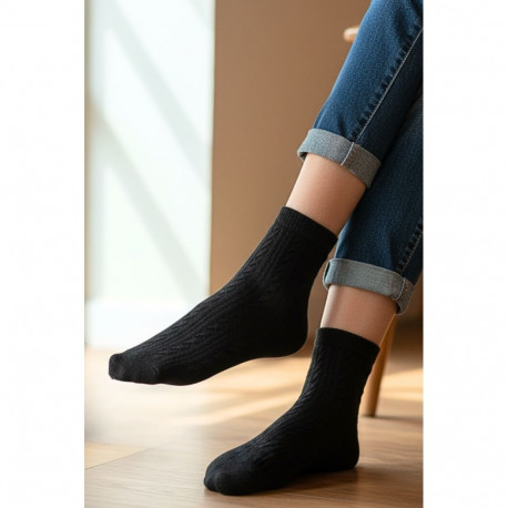 SOKISAHTEL CELESTE musta värvi pehmed sokid 444