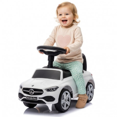 Mercedes pealeistutav auto ja käimistugi C-Class, valge