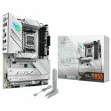 Emaplaat Asus AMD AM5 AMD