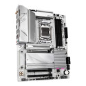 GIGABYTE B650 AORUS ELITE AX ICE - Socket AM5 - motherboard (white)
