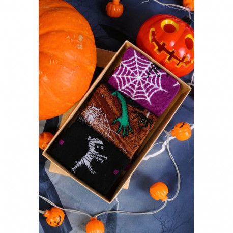 SOKISAHTEL Halloweeni kinkekarp ZOMBIE 3 sokipaariga