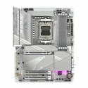 Emaplaat Gigabyte AMD AMD AM5
