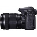 Canon EOS 70D корпус + 18-135 мм IS STM Kit